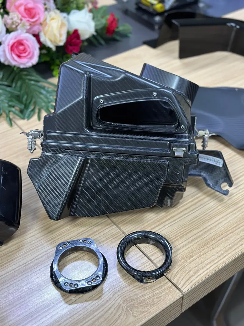 R34/R33 Gtr Carbon Airbox 1