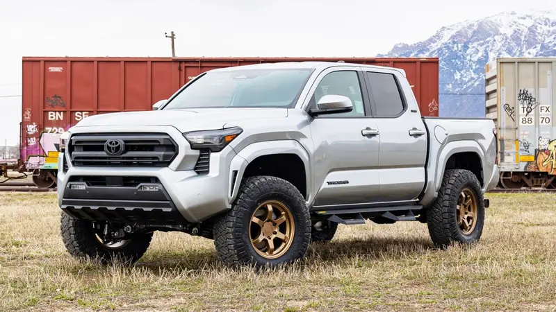 Readylift 2.5-Inch Sst Suspension Lift Kit For 2024 Toyota Tacoma 1